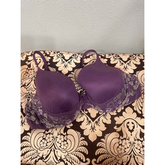 Victoria’s Secret lined perfect bra - Picture 1 of 3